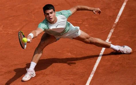 Alcaraz Reaches Australian Open Semi-Final – 2026