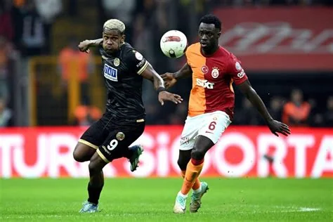 Galatasaray Thrash Alanyaspor 3-1, Extend Lead at Top
