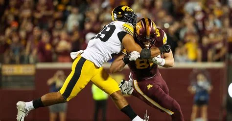 Iowa Hawkeyes Aim to Extend 12-Game Home Streak vs Minnesota