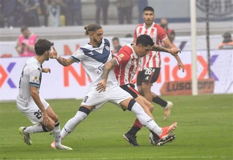Estudiantes Edges Vélez 1-0, Takes Zone A Lead
