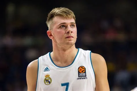 Luka Doncic Dominates with 41 Points as Lakers Fall to Suns 113-110