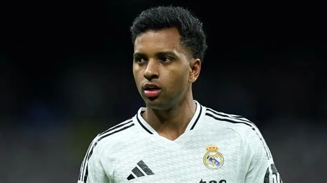 Rodrygo Suffers ACL Tear: Real Madrid Star Out for 6-7 Months